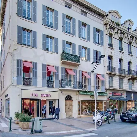 Palais * Cannes