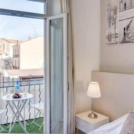 Palais Apartment *
