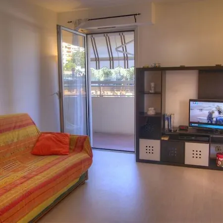 Palais Apartment *