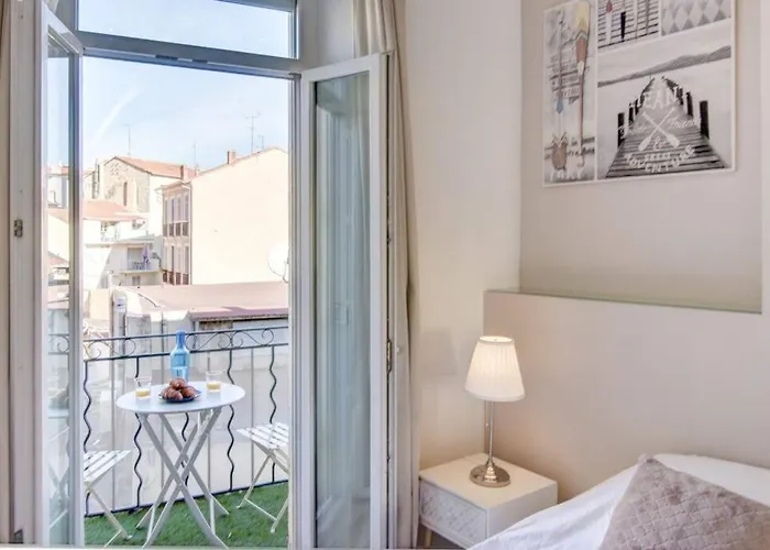 Palais Apartment *